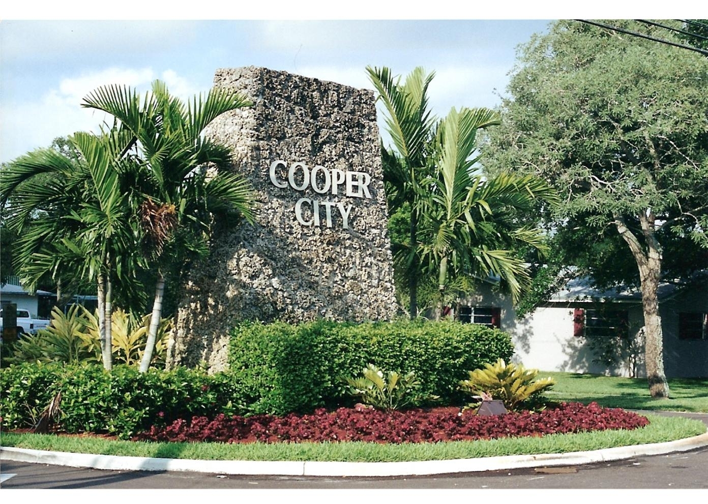 Family and Cosmetic Dental Services Cooper City FL Oklin Dental